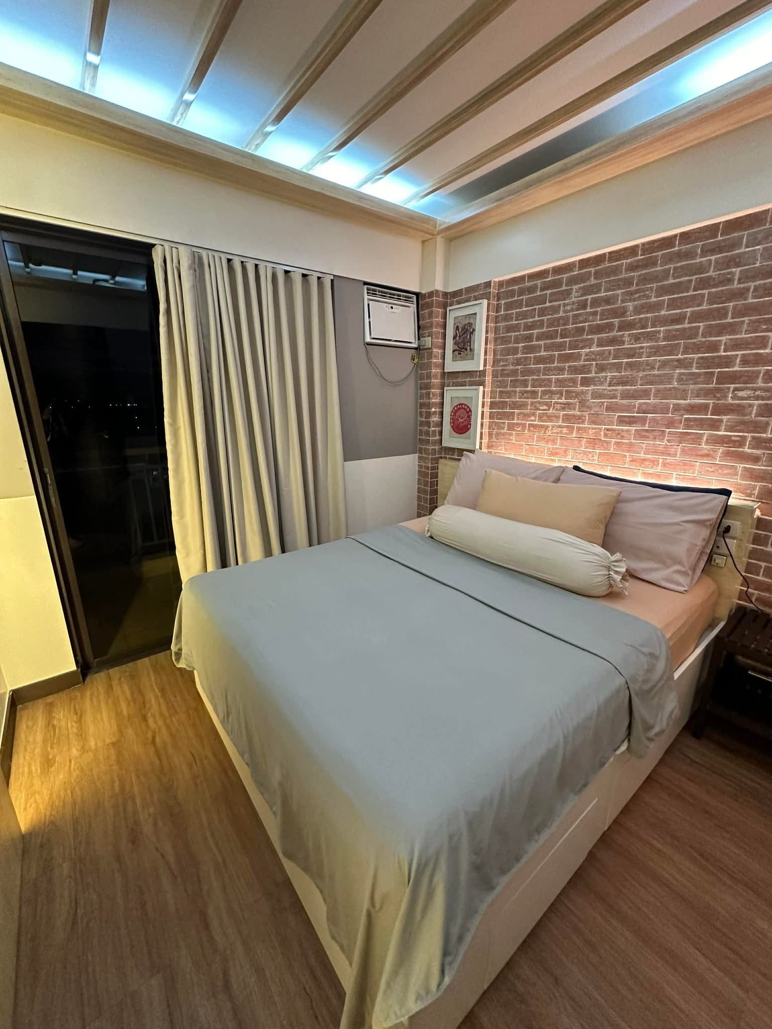 1BR Unit Very Near NAIA Terminal 1 For Sale - Image 2