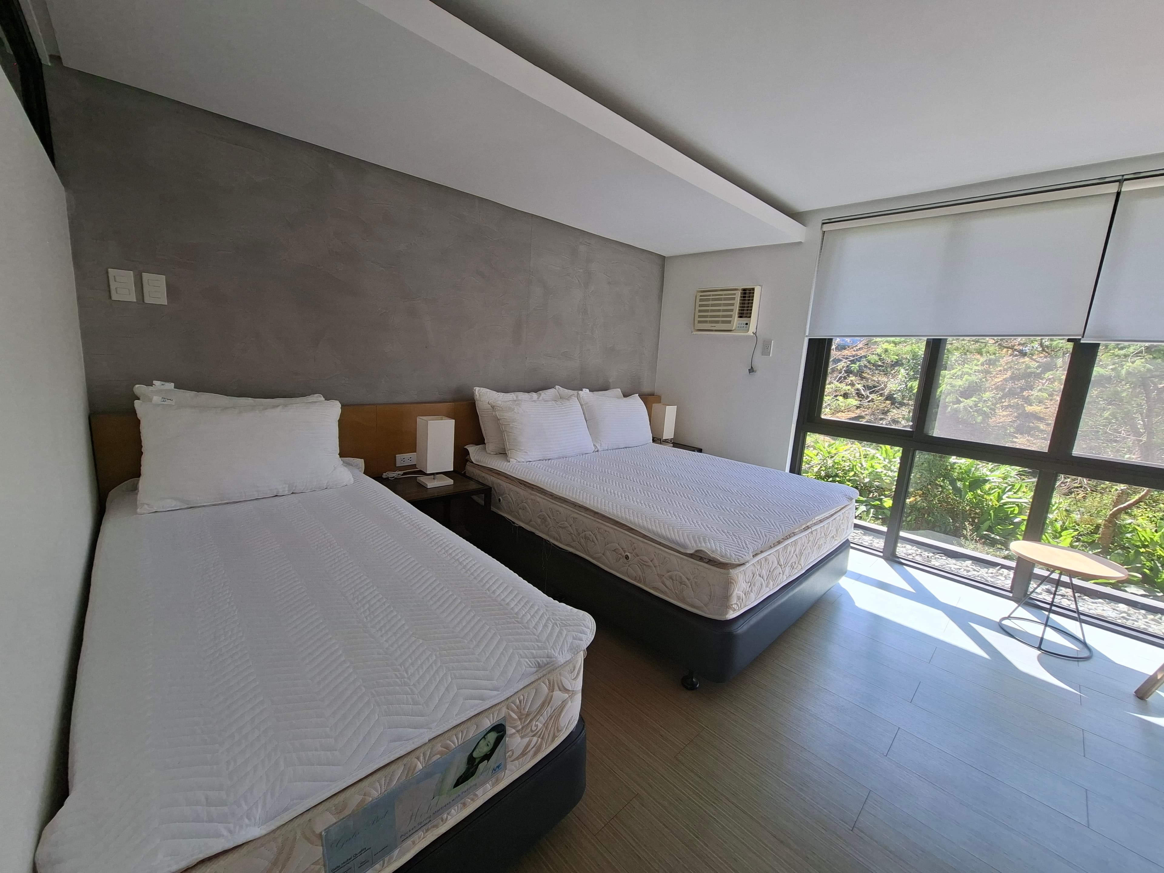 TAGAYTAY HOUSE/ BED & BREAKFAST FOR SALE - Image 3 of 7