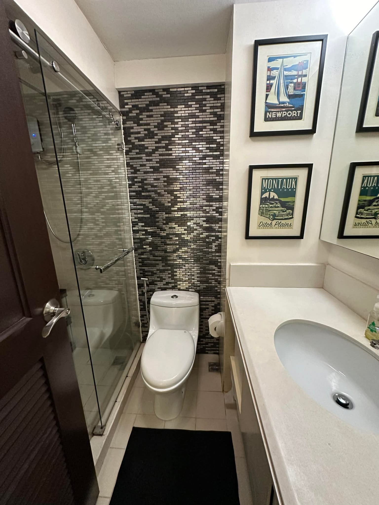 1BR Unit Very Near NAIA Terminal 1 For Sale - Image 3