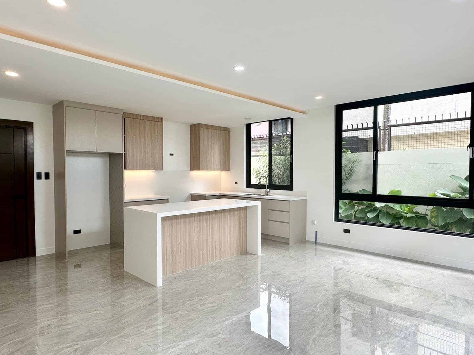BF Homes Parañaque House & Lot for SALE - Image 1 of 3