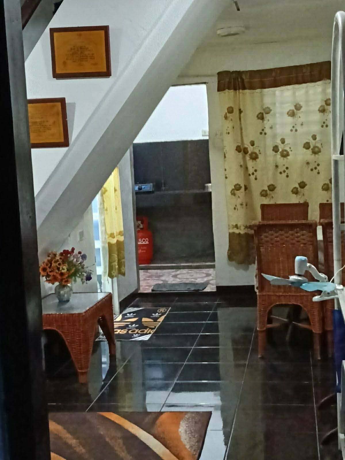 Dasmarinas House & Lot For Sale — photo 2 of 3