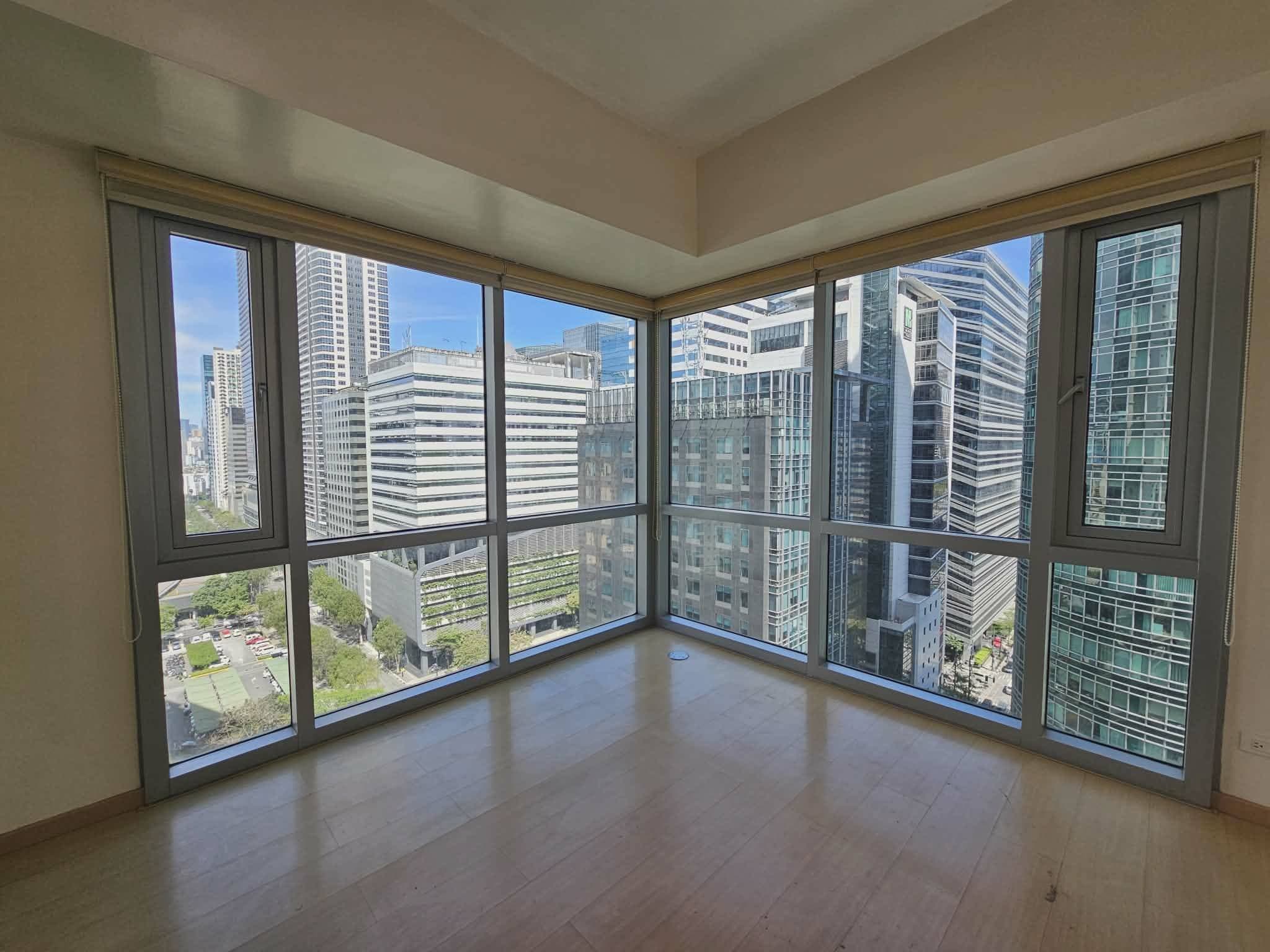 AVANT AT THE FORT | 1-BEDROOM UNIT WITH PARKING FOR SALE - Image 7 of 12