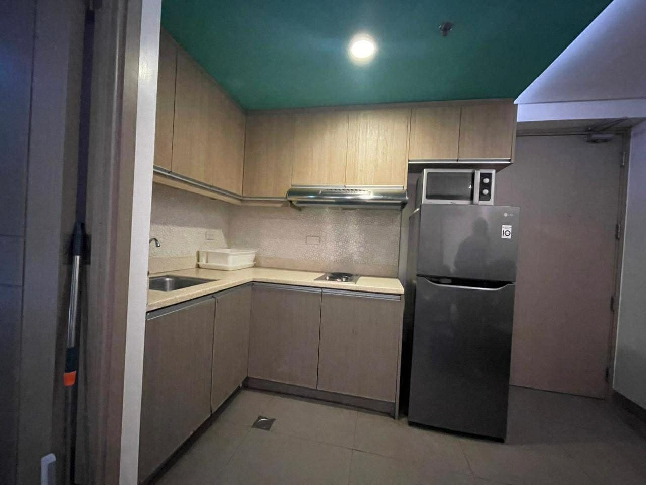 Serenity residence, Makati - Image 1 of 5
