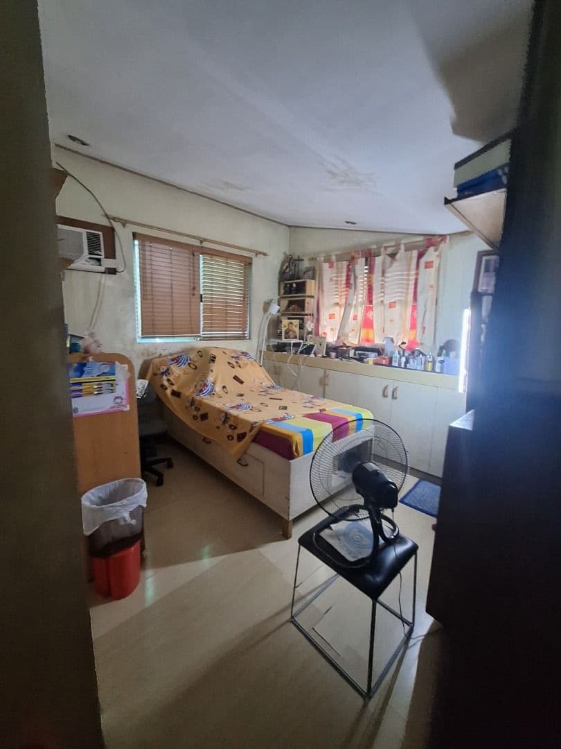 FOR SALE – 2 adjacent House & Lot in Capitol 8, Pasig City - Image 4 of 5