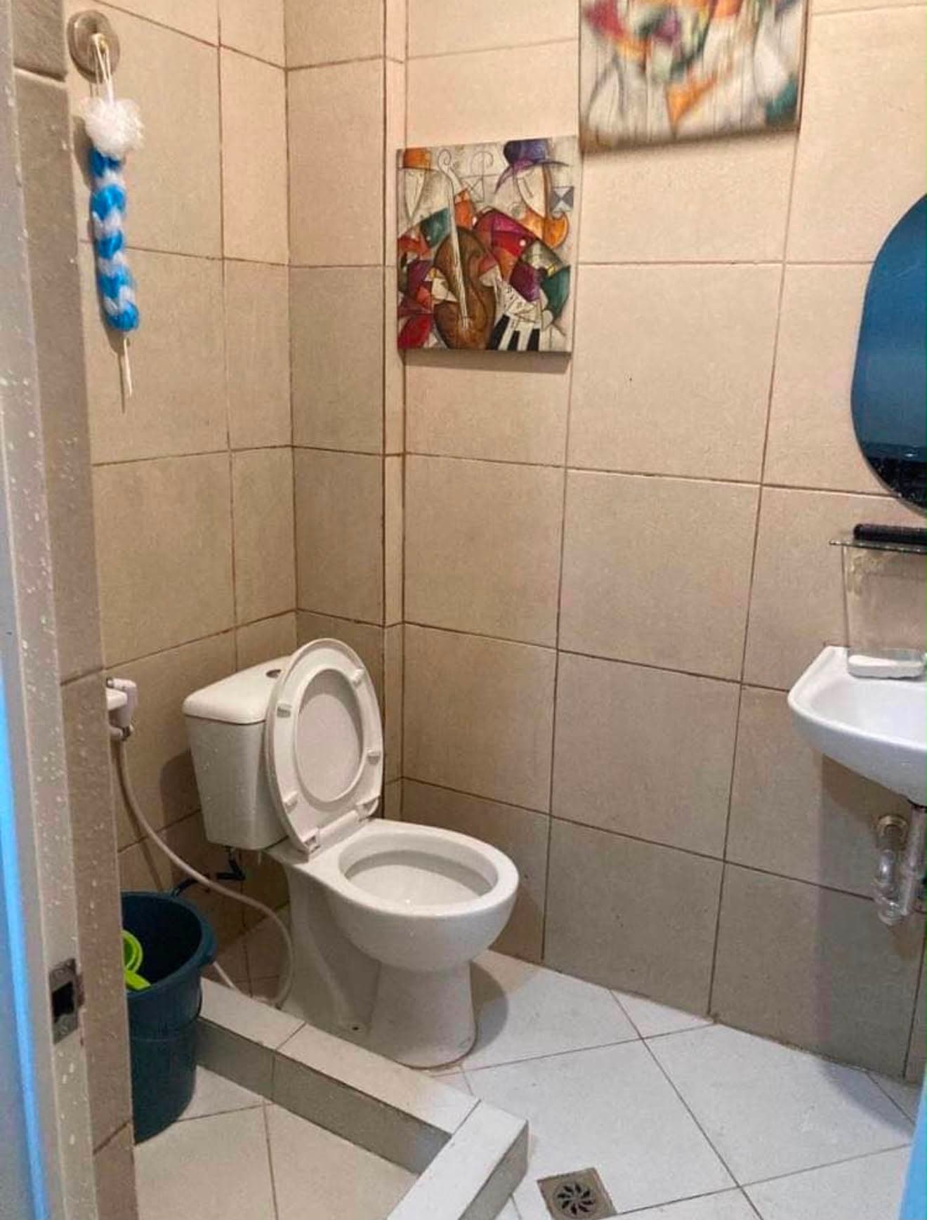 Dasmarinas House For Sale Near SM Dasma — photo 1 of 3