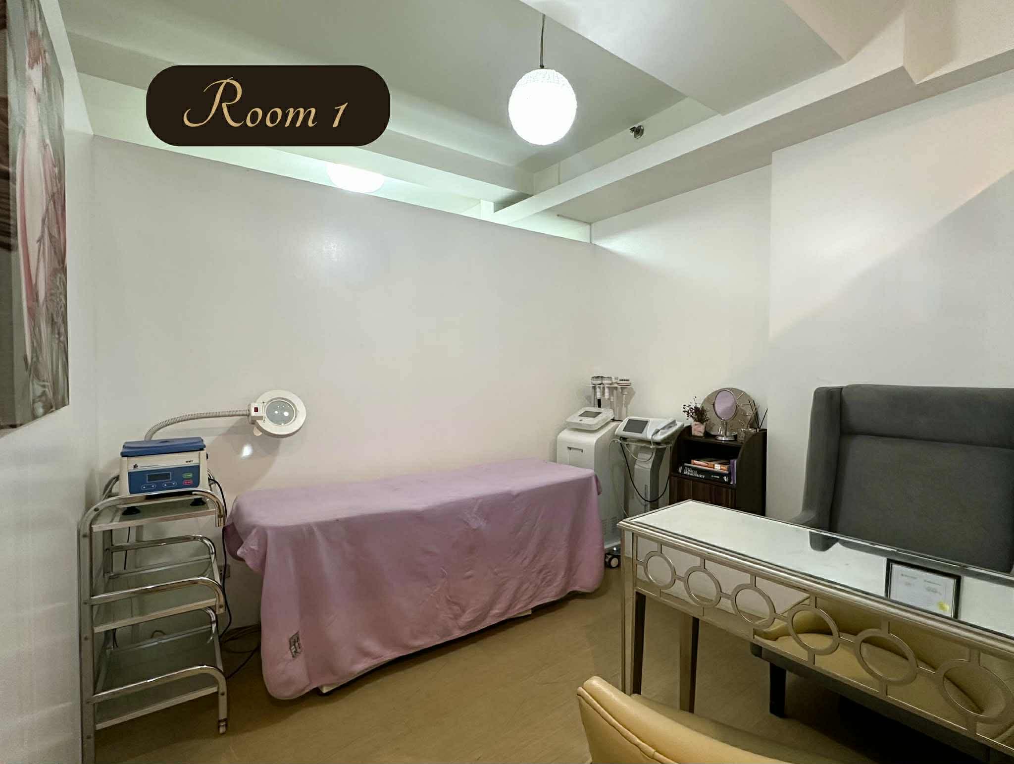 COMMERCIAL CONDO UNIT FOR SALE IN BGC! Mixed-Use Condo! - Image 2