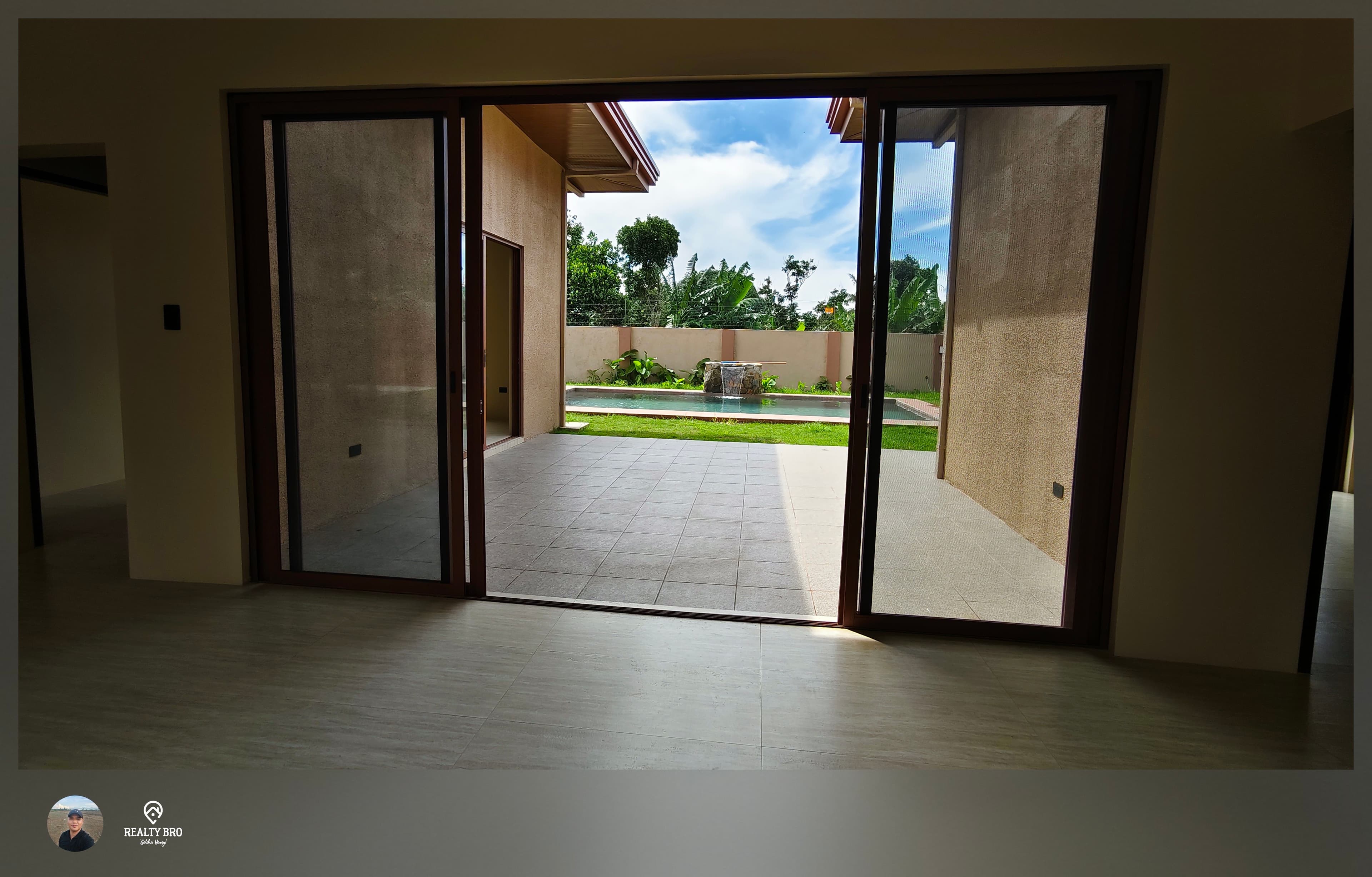 Mendez Bungalow Retirement Home — photo 2 of 3