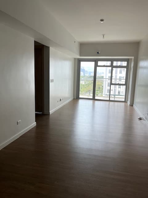 Brand New Spacious 2-Bedroom + Maid’s Room at Orean Place 1 Vertis North by Alveo Land near Solaire Resorts North - Image 1