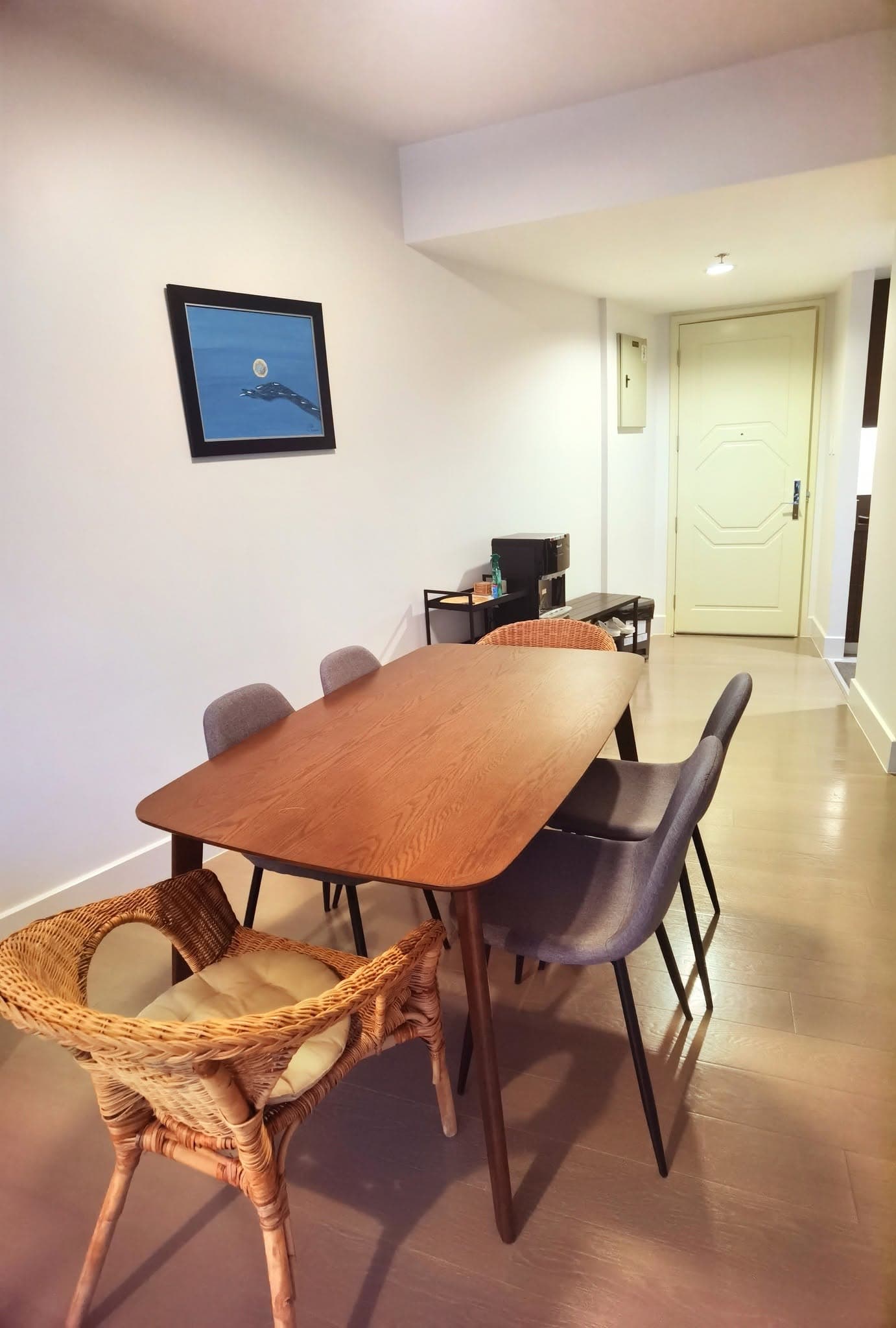 FOR LEASE:  1 Bedroom with Parking Slot The Proscenium Residences Rockwell Center  Estrella St. corner J.P Rizal Ave. Makati City - Image 2 of 5
