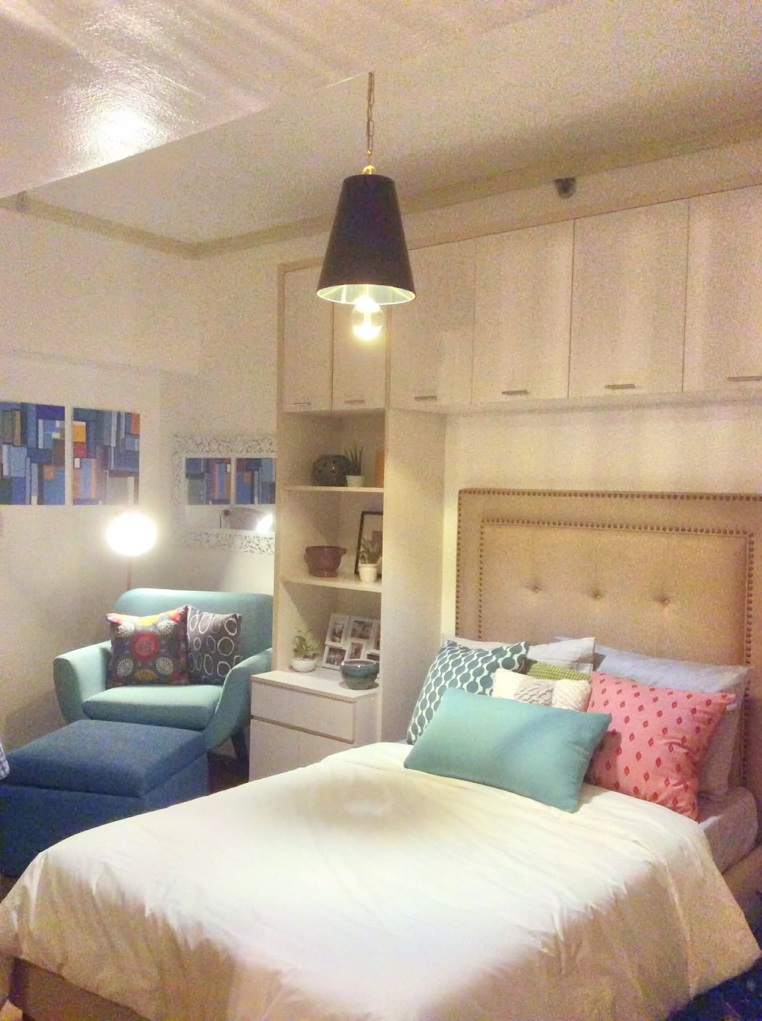 For Sale:  Studio Unit, Prince Plaza 1 (Across Greenbelt 5) Legazpi St. Legaspi Village Makati City - Image 1 of 5