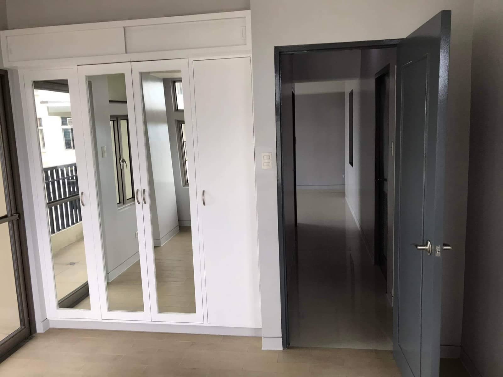 OR RENT: Stylish 3BR Condo in Manhattan Parkview Residences – ₱45,000/month - Image 2 of 5
