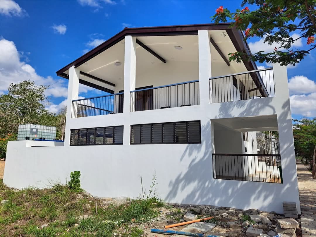 2-storey 2BR house - Image 2 of 5