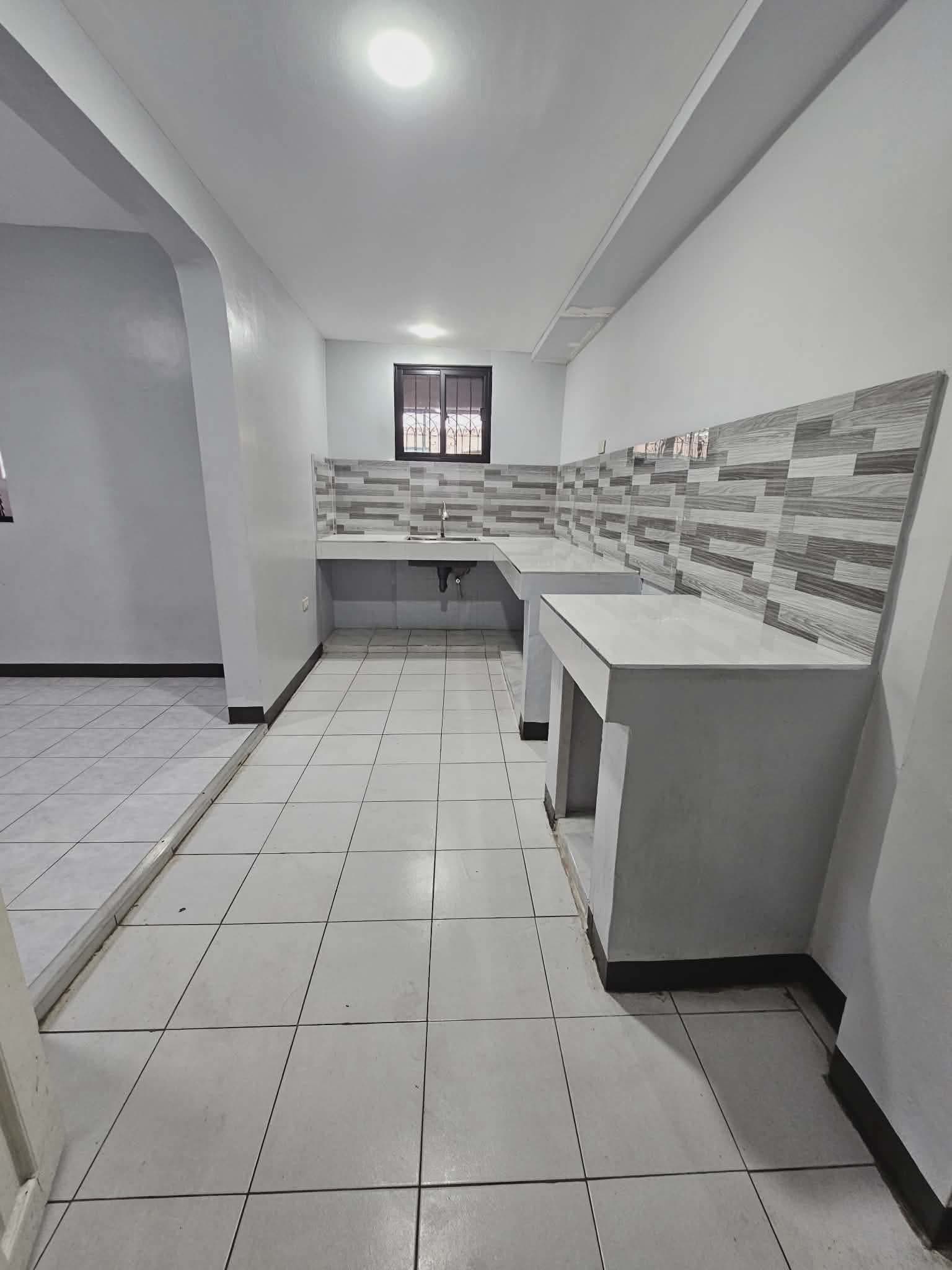 🏡 PROPERTY FOR SALE WITH BUSINESS POTENTIAL — Soldier’s Hills, Bacoor, Cavite 🏡 - Image 4 of 6