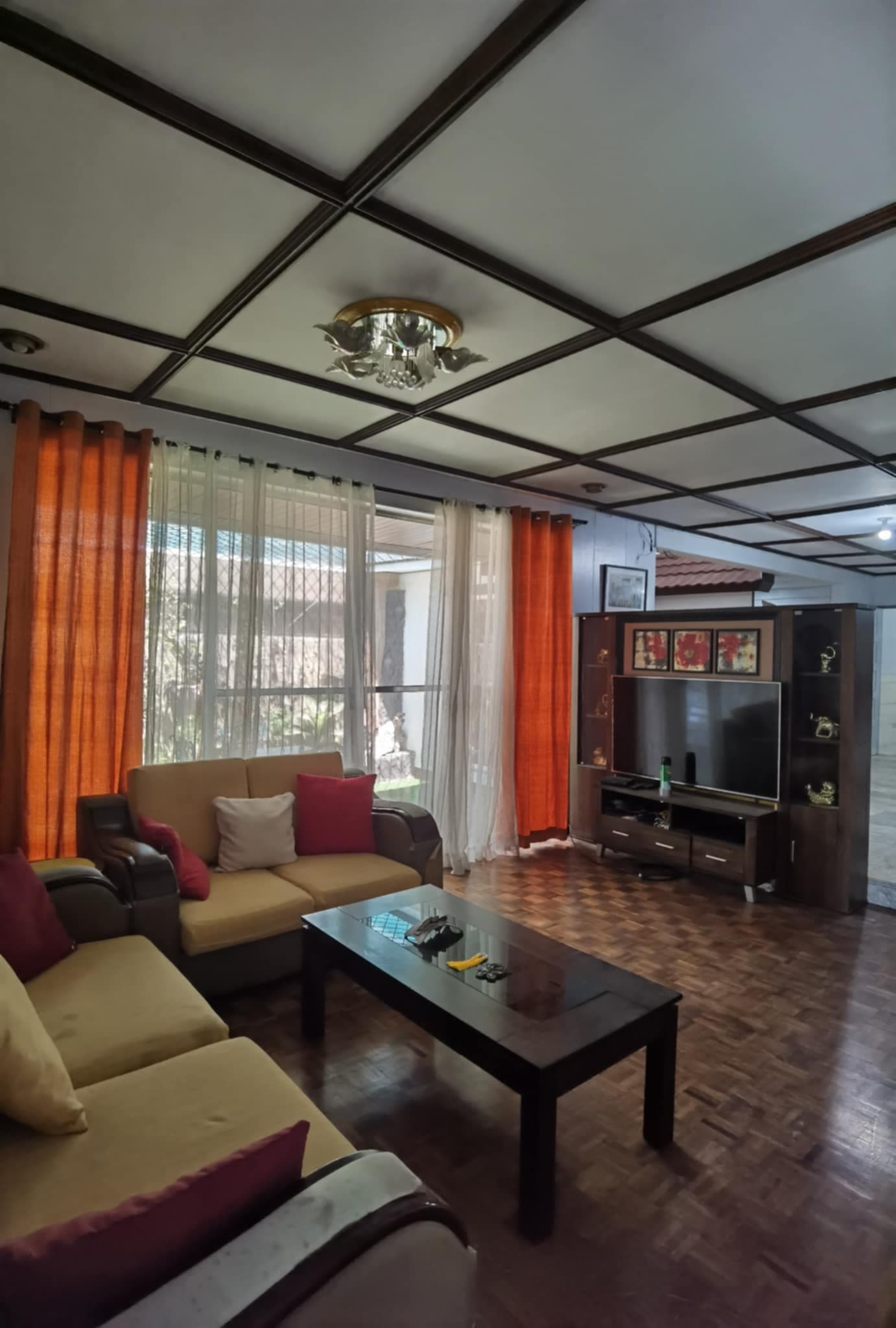 SACRIFICE SALE 3 BEDROOM BUNGALOW TEHA PHASE 2 BF Homes Parañaque!  Below Market Value - Image 2 of 5
