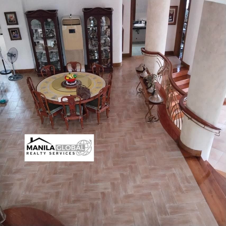 AYALA HEIGHTS HILLTOP MANSION FOR SALE - Image 2