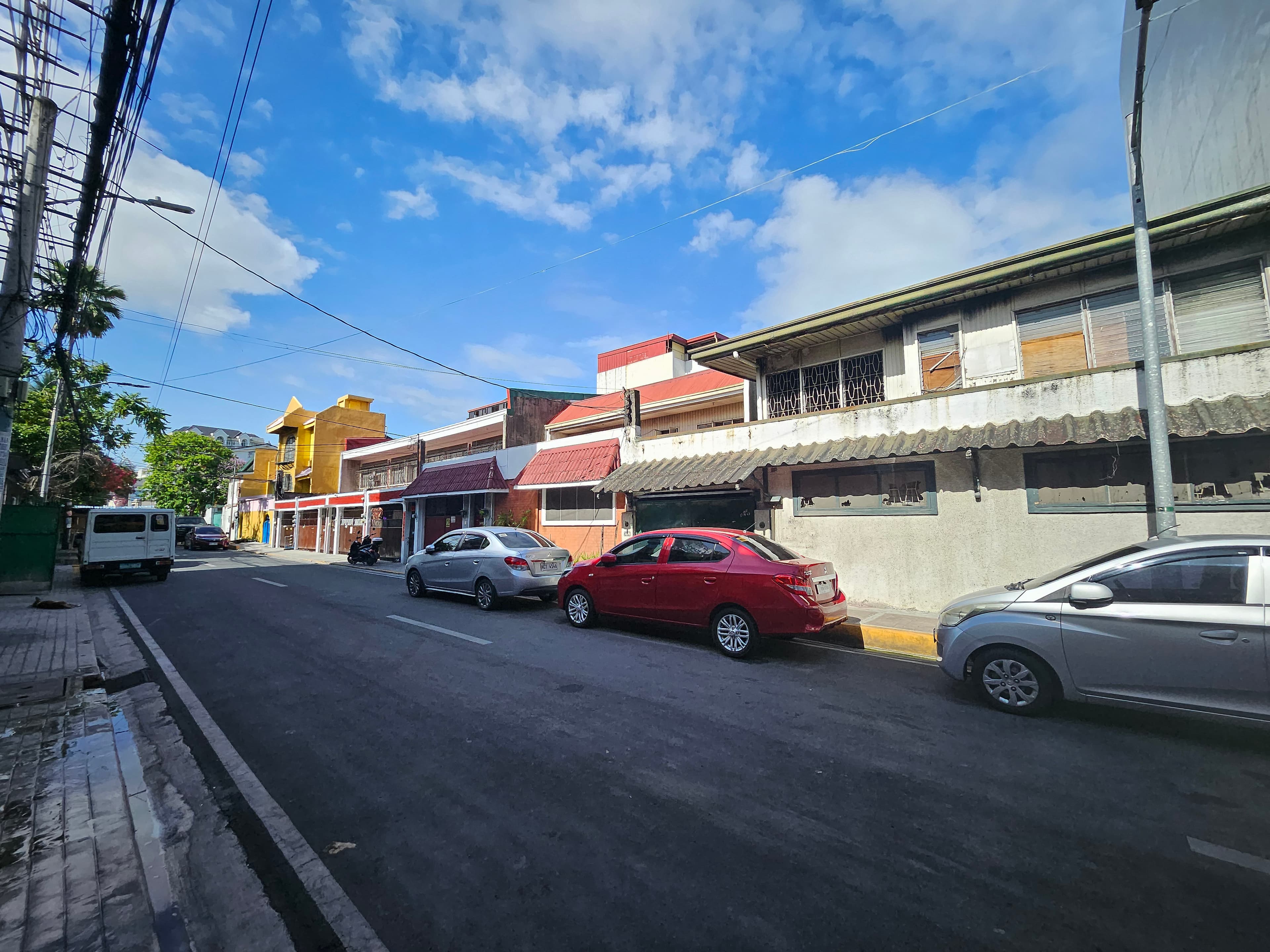 LOT WITH OLD HOUSE NEAR CASH AND CARRY - Image 4