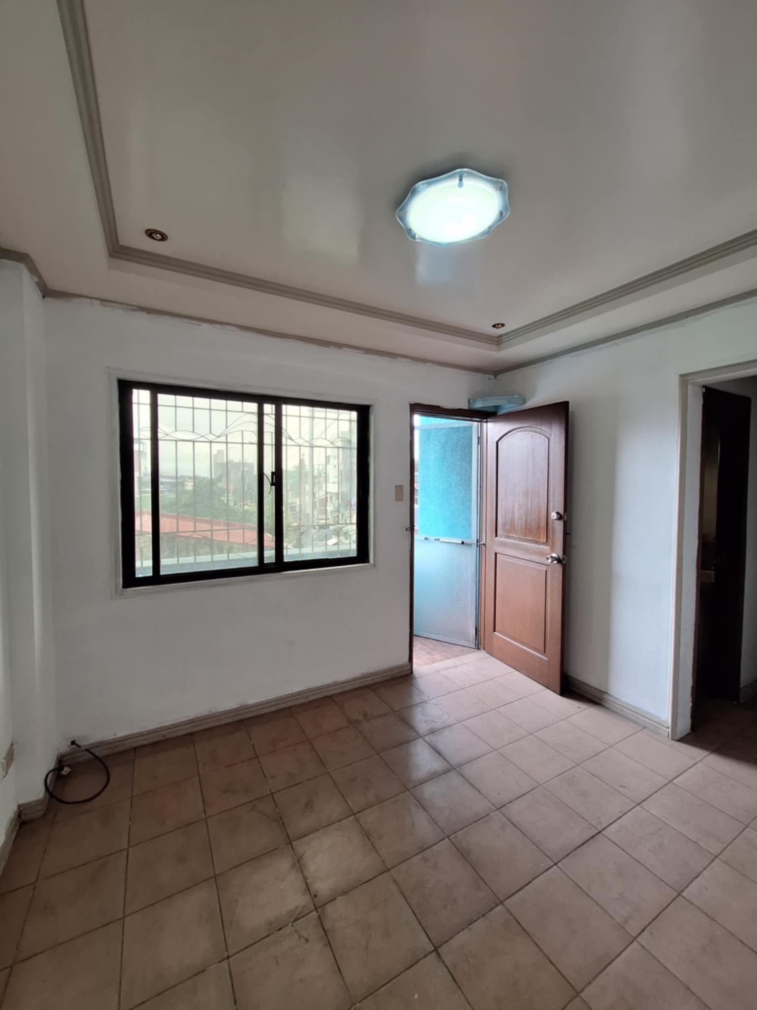 Live in the Heart of Quezon City – Own This Stunning Home for ONLY ₱6.9M! - Image 3 of 5