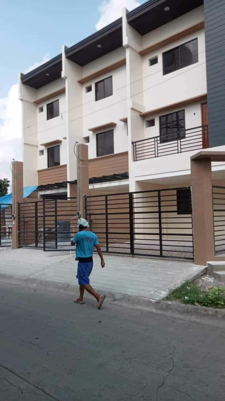 BRAND NEW TOWNHOUSES FOR SALE KATARUNGAN VILLAGE, MUNTINLUPA CITY - Image 2