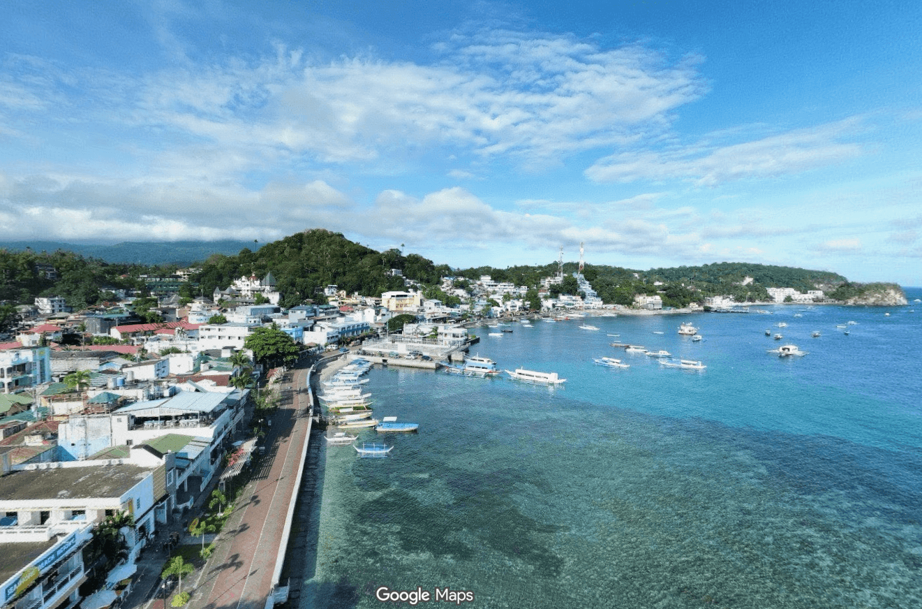 400 sqms (w/ 2 storey structure) Overlooking Property at Sabang Boulevard, Puerto Galera - Image 1