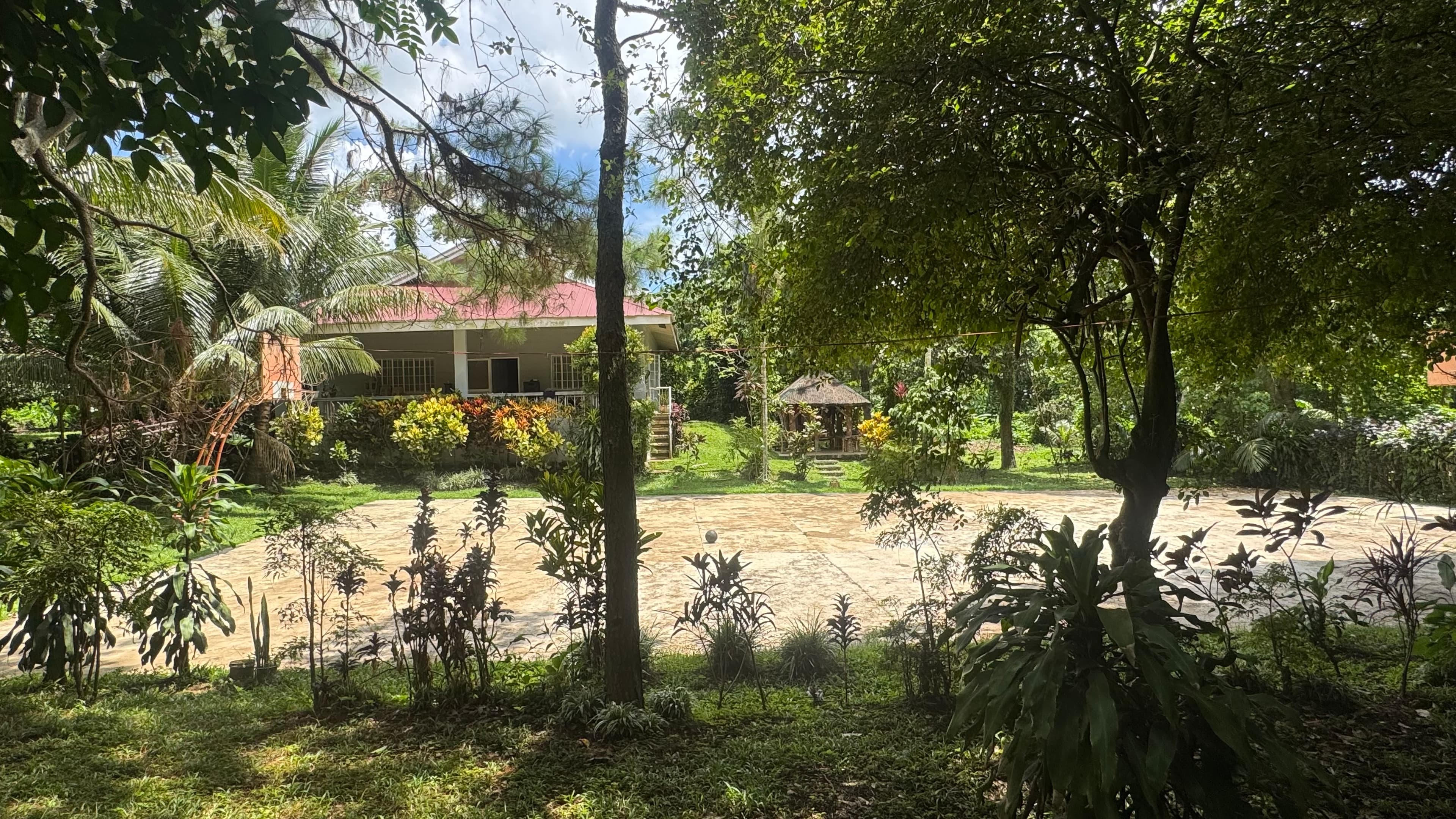 COMMERCIAL PROPERTY WITH IMPROVEMENTS FOR SALE IN SILANG, CAVITE - main photo