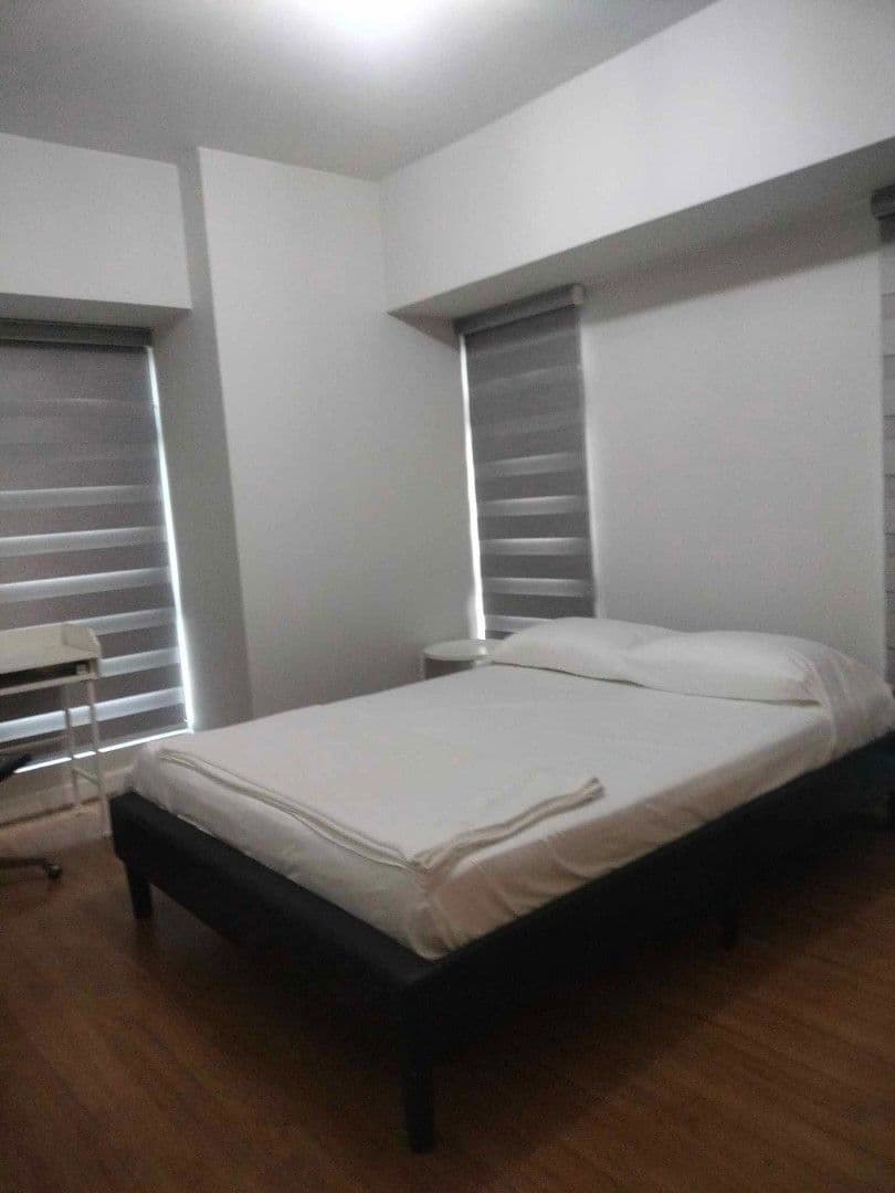 Spacious Furnished 2-Bedroom Condo with 2 Parking Slots – For Rent! - Image 3 of 5