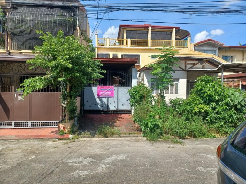 DUPLEX TOWNHOUSE FOR SALE FOR ONLY P5.5M NET IN ALMAR VILLAGE - Image 1 of 5