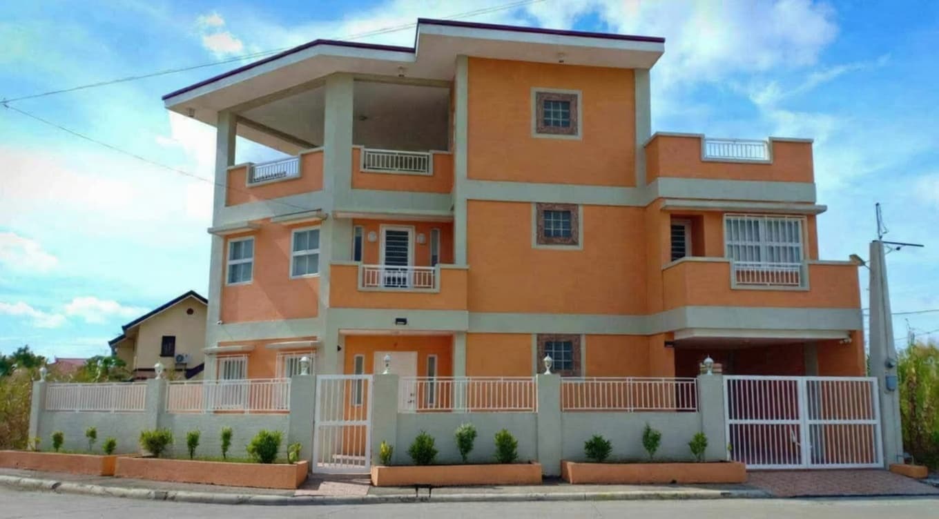🏡 MODERN 2-STOREY HOME WITH ROOFDECK – NORTH FIELDS EXECUTIVE VILLAGE, MALOLOS, BULACAN - Image 1