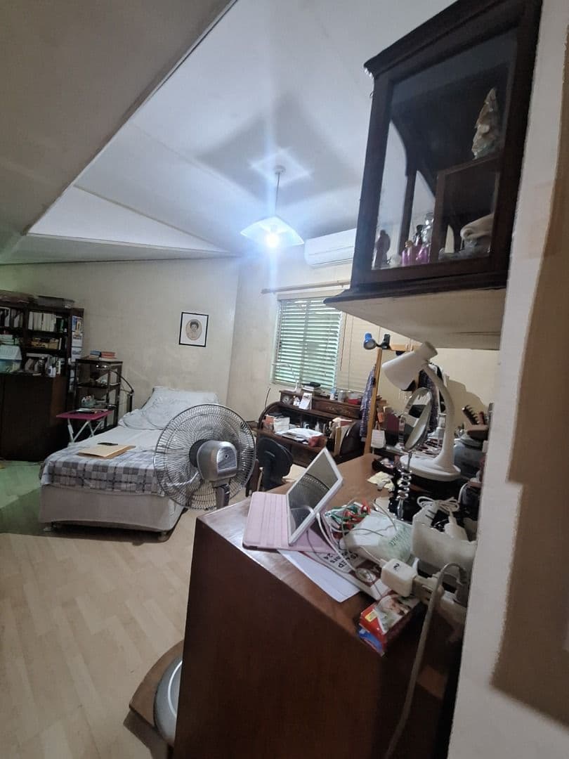 FOR SALE – 2 adjacent House & Lot in Capitol 8, Pasig City - Image 5 of 5