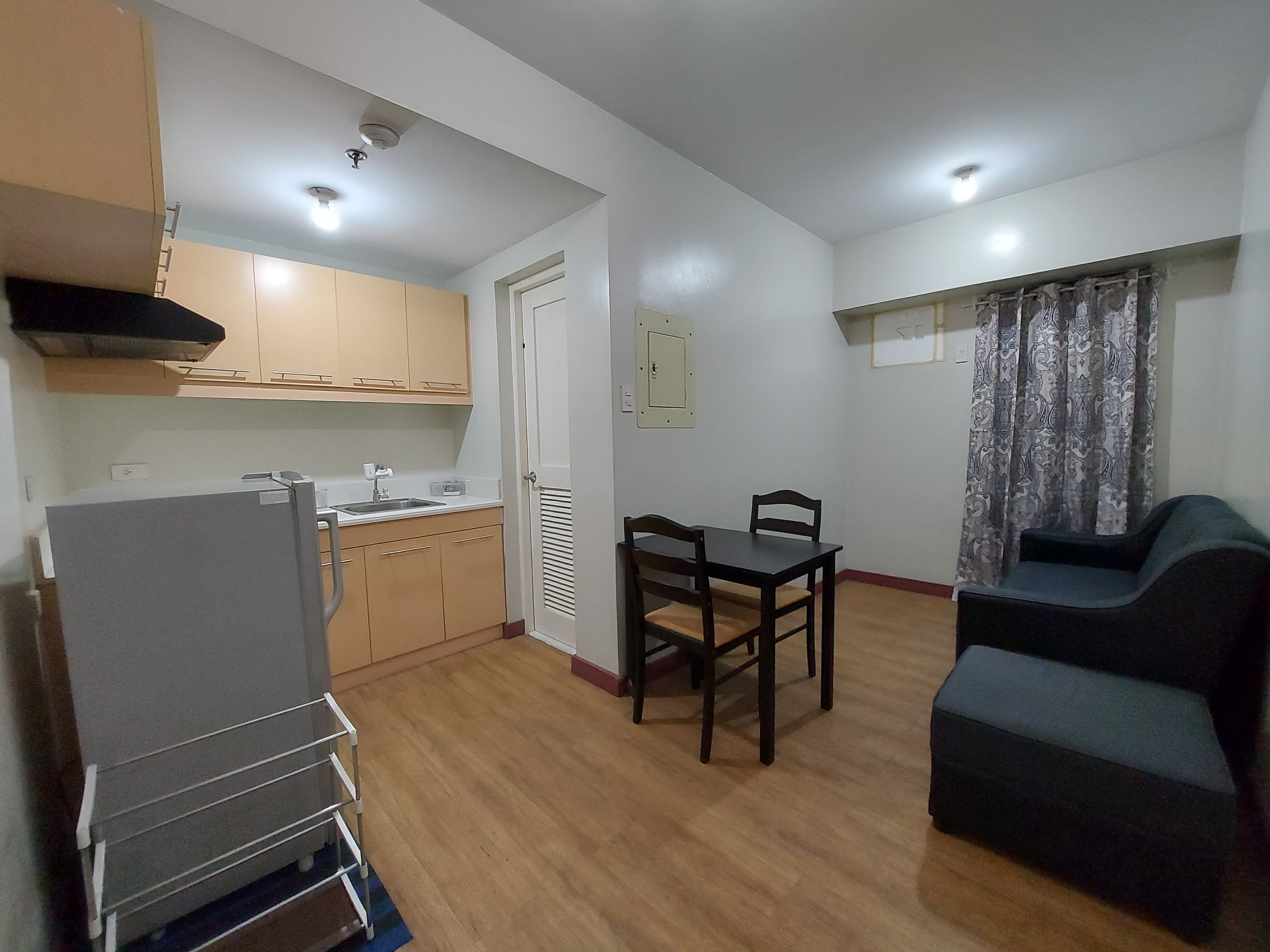 29 SQM 1 BEDROOM CONDO FOR SALE AT FLAIR TOWERS SOUTH PINES STREET HIGHWAY HILLS MANDALUYONG CITY - Image 1 of 5
