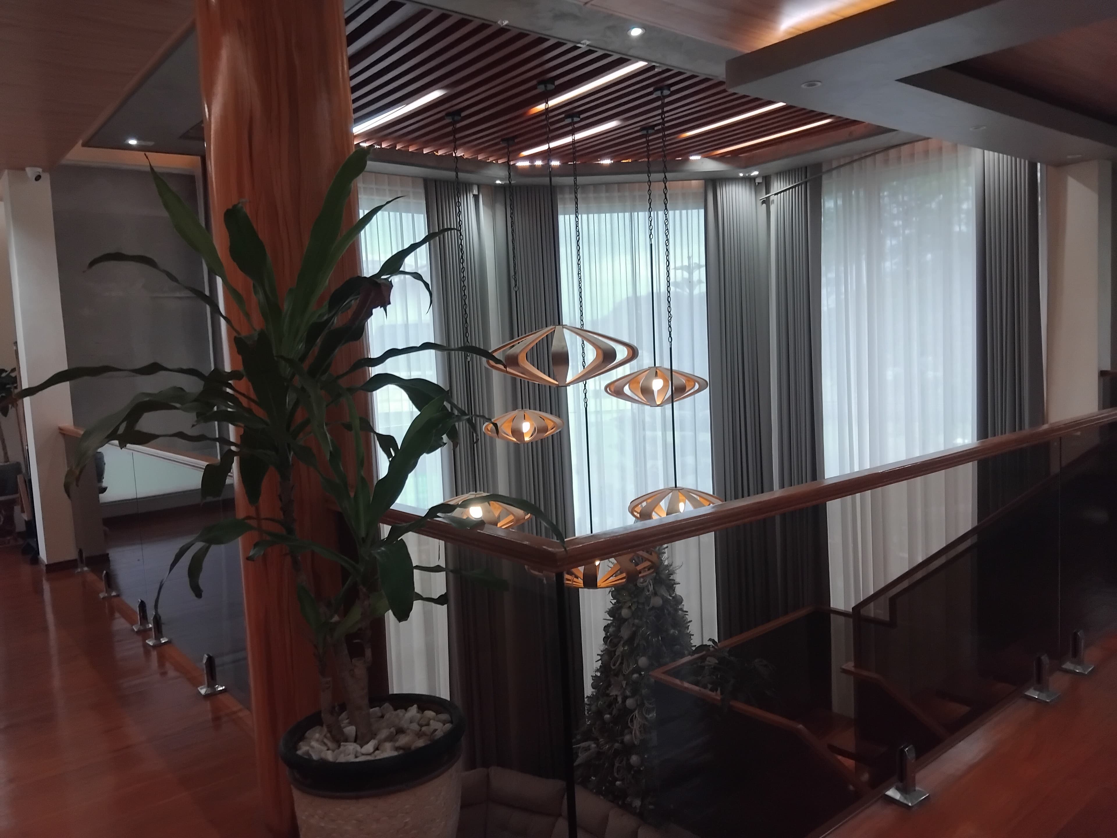 Luxury House with Smart Home Features at the Orchard Golf and Country Club, Dasnarinas City, Cavite — photo 2 of 3