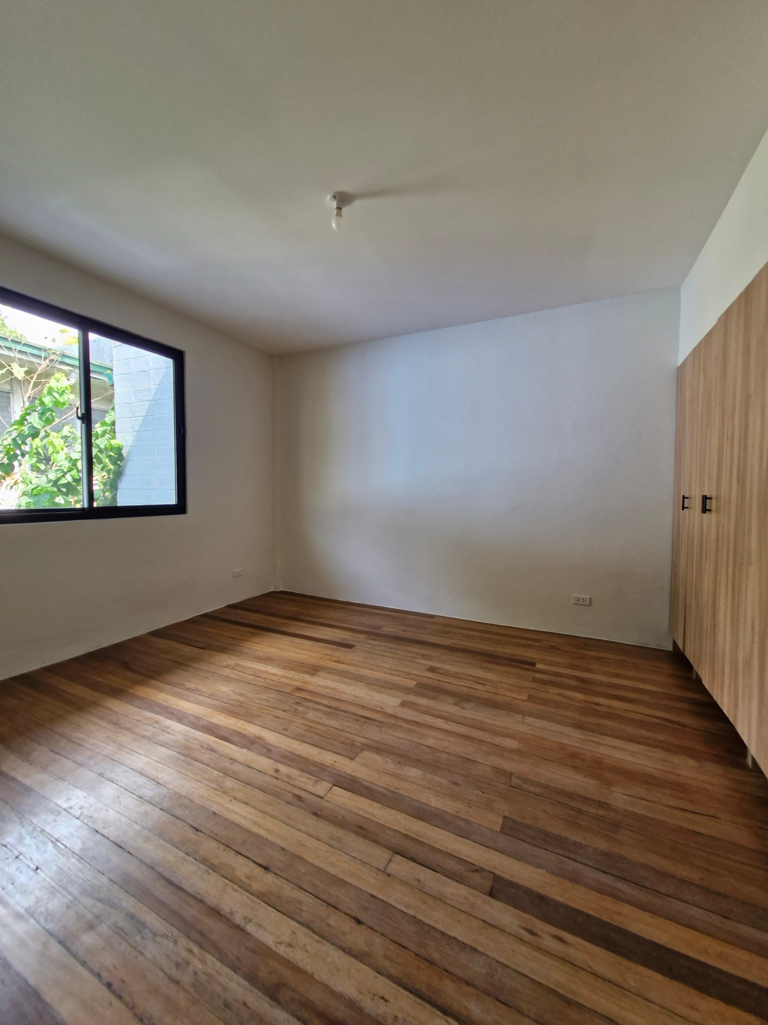 3BR semi-furnished townhouse for rent near Rockwell - Image 4 of 5