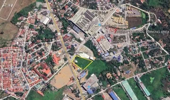 PRIME COMMERCIAL LOT FOR SALE - QUEZON BLVD., TACLOBAN, CITY - Image 2 of 3