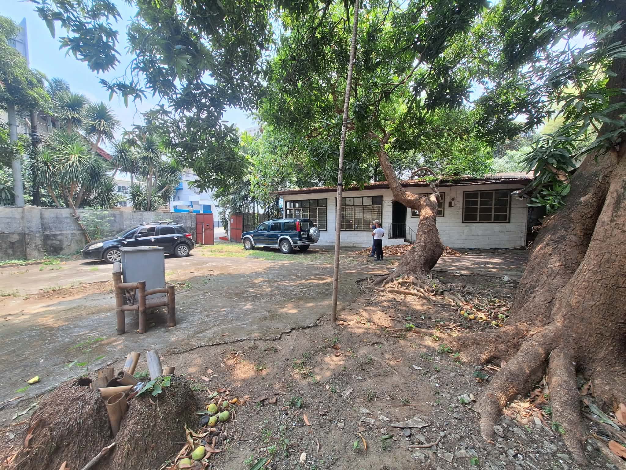 FOR SALE: Prime Residential / Commercial Property with Existing Structure 📍 Brgy. Addition Hills, San Juan City - Image 3 of 3