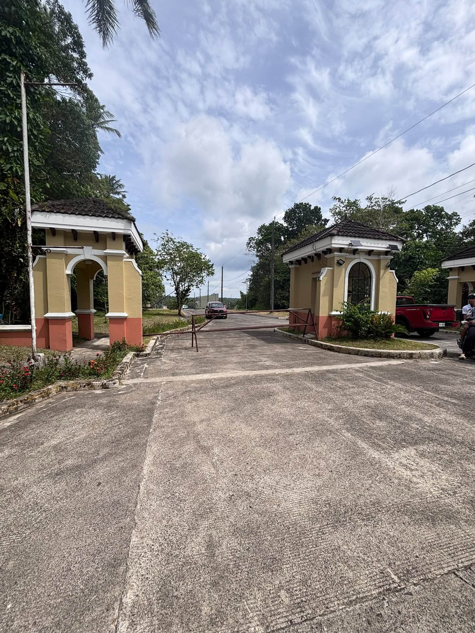 FOR SALE: Prime Vacant Lots in La Residencia Trinidad, Lucban, Quezon — photo 1 of 3