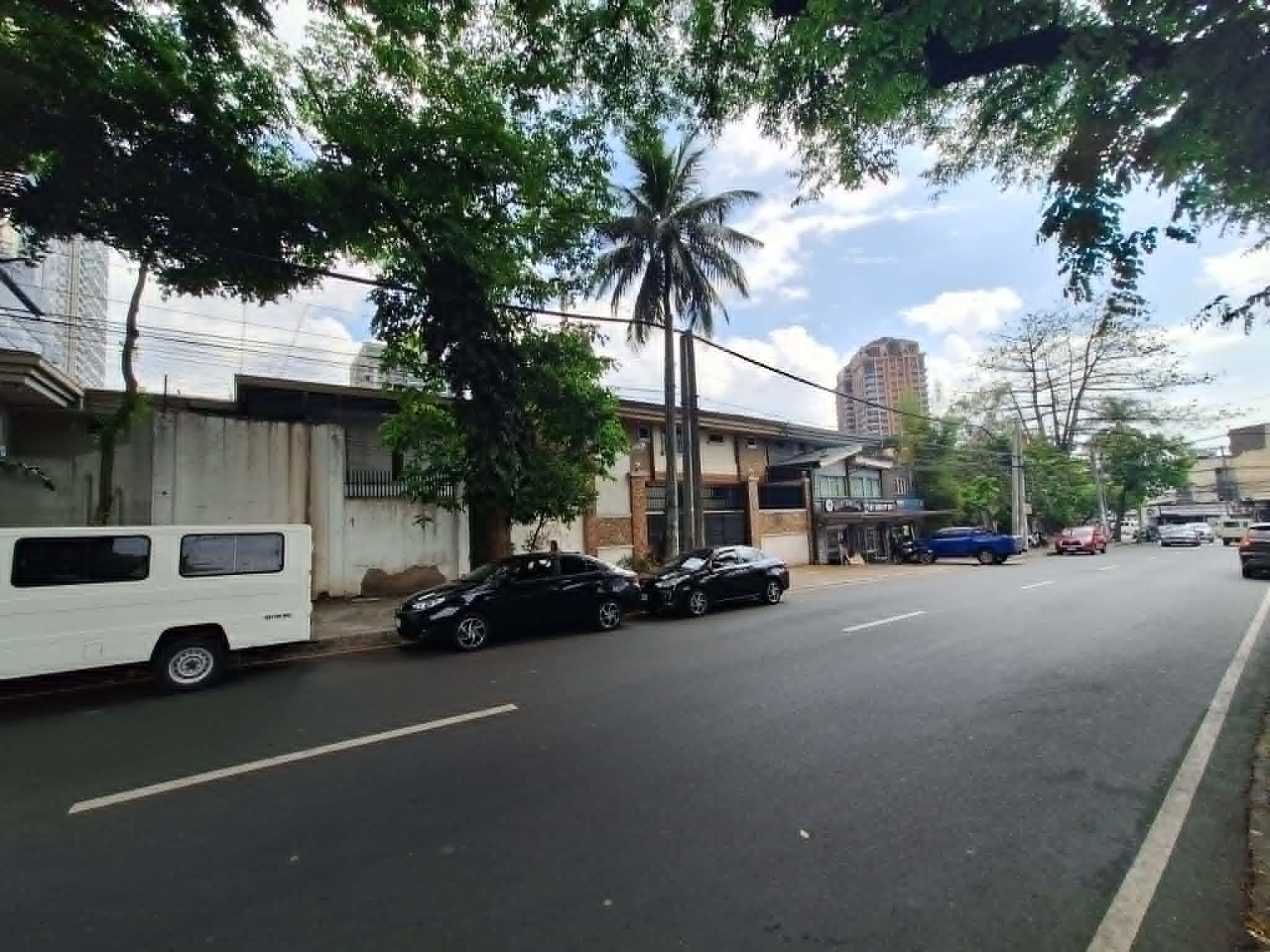 FOR SALE: Prime Residential Property with Commercial Potential 📍 Scout Borromeo / Samar Avenue, Quezon City - Image 3 of 5