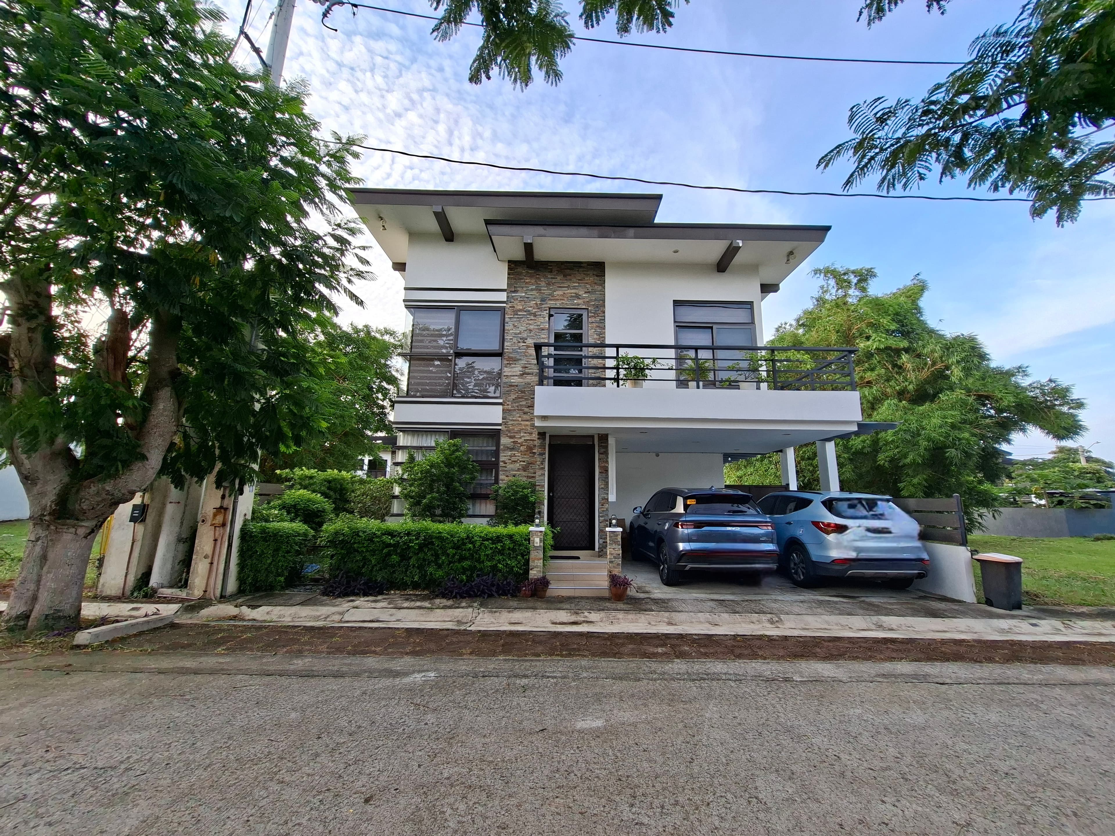 FOR SALE Furnished House and Lot in Greenfield, Sta Rosa — photo 1 of 3